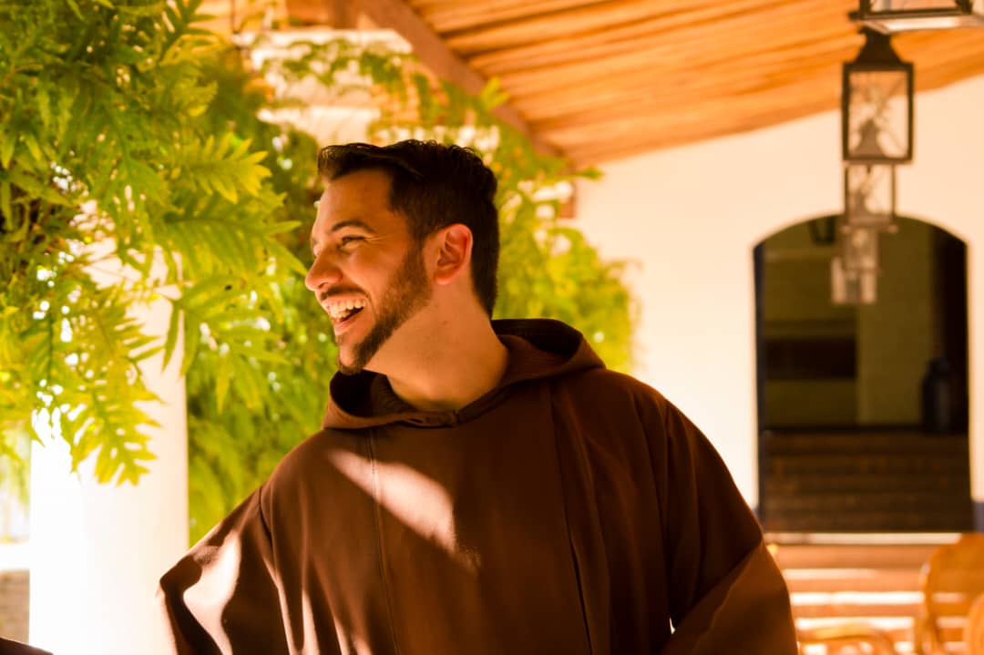 Fray Luis Antonio Salazar - Entrevista Thw Wynwood Times. 1