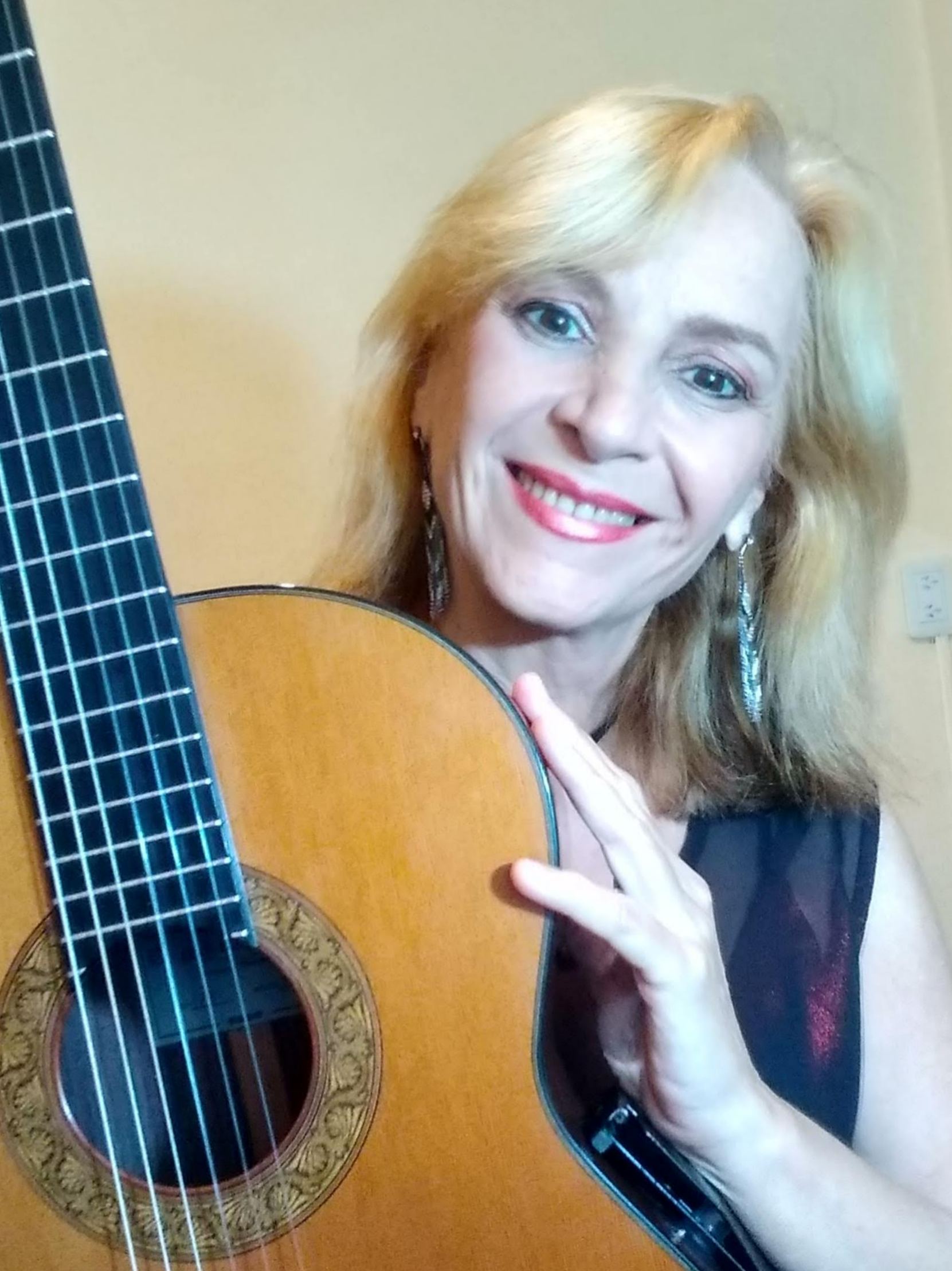Marina Parilli -Guitarista