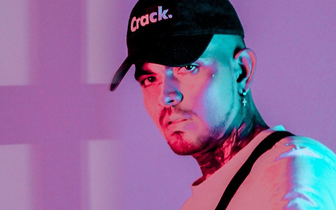 Axl Rojas, tatuador venezolano, gana Premio Internacional