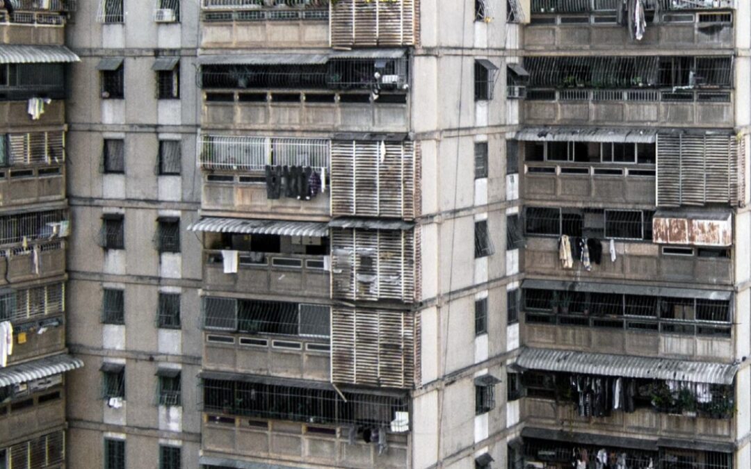 Visita al edificio de Natalia y Gabriel