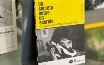 Revelar un secreto sobre un secreto desde la complicidad